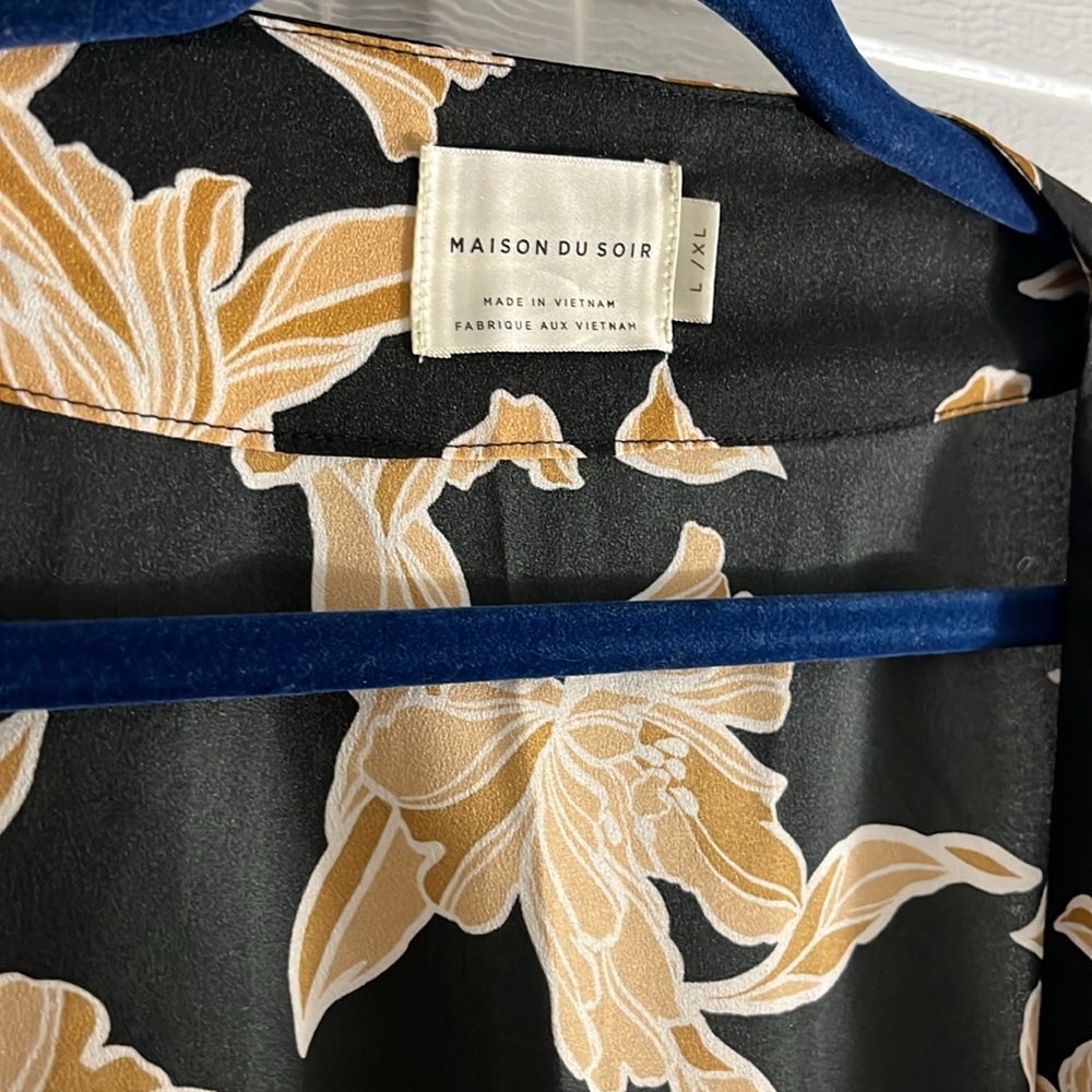 MASON DU SOIR | Floral Robe - Picture 4 of 6